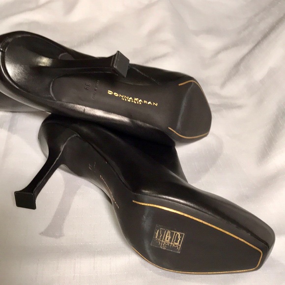 Donna Karan Collection / Leather Bootie / NWOT/💜HP💜 - Picture 7 of 8